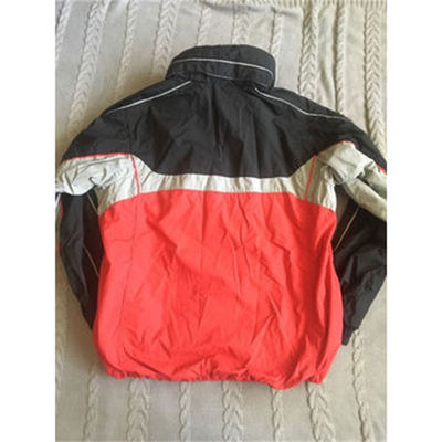 Людей снега лыжи мягких водоустойчивых людей курток Windbreaker куртка средних облегченная со спрятанным клобуком